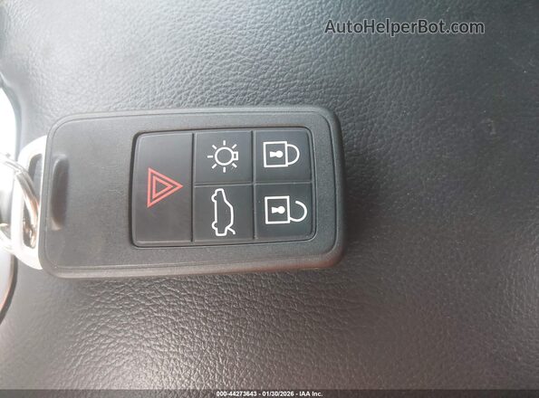 LYV402HM2JB178338 2018 VOLVO S60 INSCRIPTION Black Вид панелі приладів