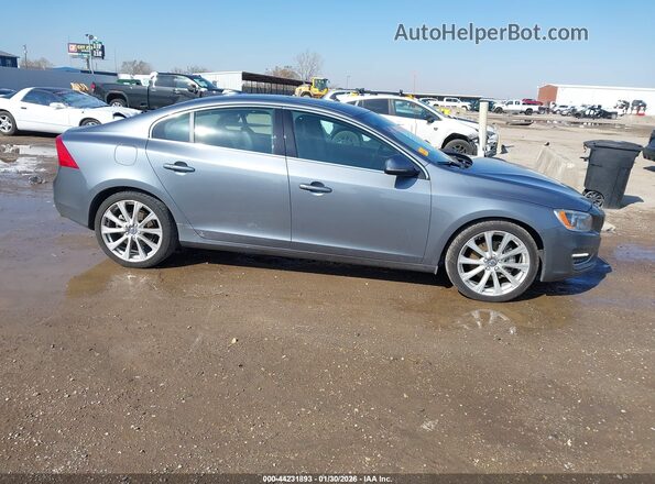 LYV402TK3JB168956 2018 VOLVO S60 INSCRIPTION Gray უკანა სალონის ხედი