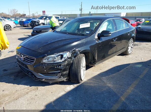 LYV402TM2JB178976 2018 VOLVO S60 INSCRIPTION Black წინა მარცხენა ხედი სამი მეოთხედიდან