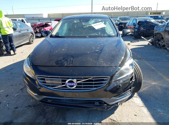 LYV402TM2JB178976 2018 VOLVO S60 INSCRIPTION Black ხელსაწყოთა პანელის ხედი