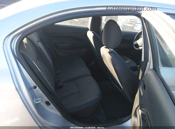 ML32F3FJ7HHF05951 2017 MITSUBISHI MIRAGE G4 Серебряный 