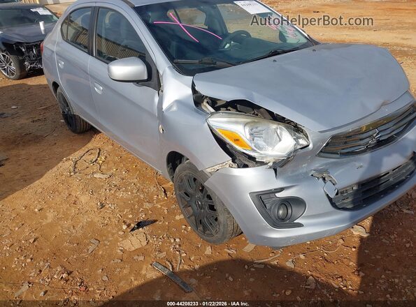 ML32F3FJ7HHF09126 2017 MITSUBISHI MIRAGE G4 Silver Widok z przodu