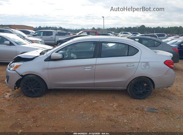 ML32F3FJ7HHF09126 2017 MITSUBISHI MIRAGE G4 Silver Widok wnętrza 360 stopni