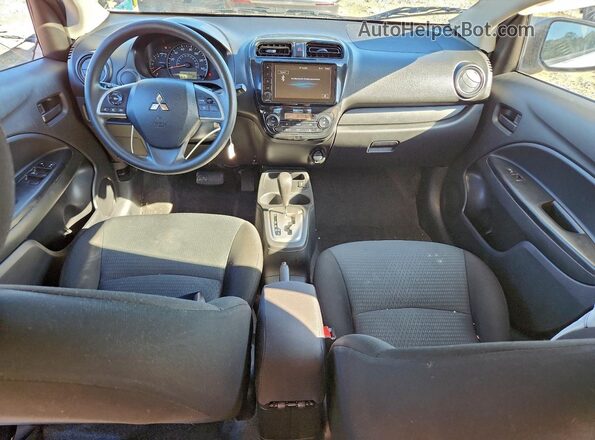ML32FUFJ5PHF04866 2023 MITSUBISHI MIRAGE Silver Widok deski rozdzielczej