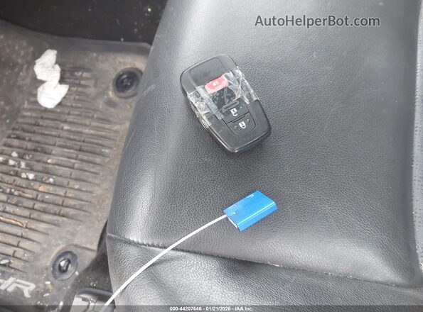 NMTKHMBX6LR103846 2020 TOYOTA LIMITED Pewter Вид панели приборов