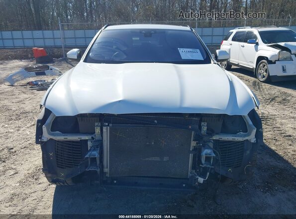 SADCJ2BV7HA063993 2017 JAGUAR F-PACE White Widok wnętrza z tyłu