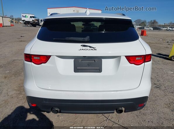 SADCJ2BV7HA063993 2017 JAGUAR F-PACE White 