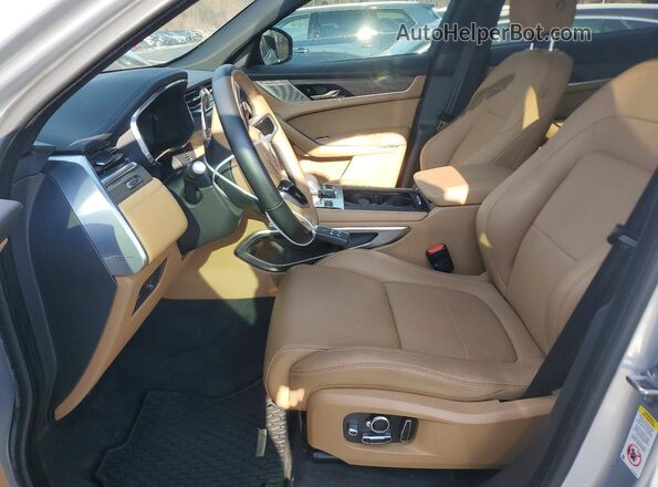 SADCJ2EX2PA715897 2023 JAGUAR F-PACE Silver წინა სალონის ხედი