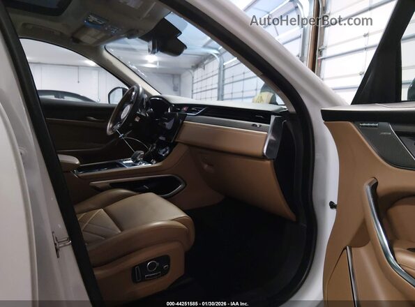 SADCJ2EX4NA692295 2022 JAGUAR F-PACE White Widok wnętrza z przodu