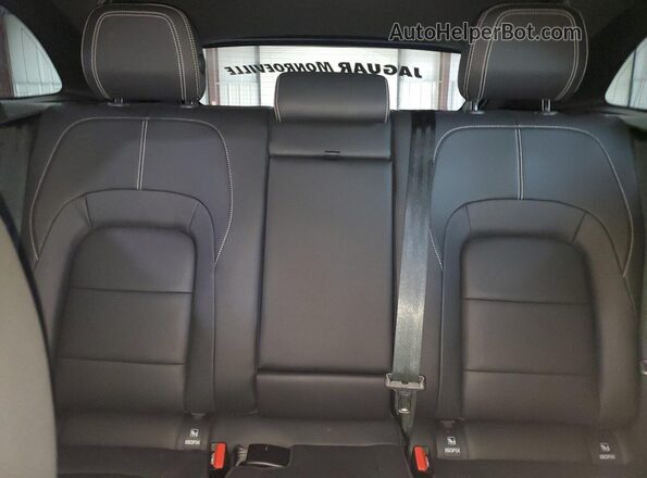 SADCT2EX2SA750488 2025 JAGUAR F-PACE Black Հետևի նստատեղերի տեսք