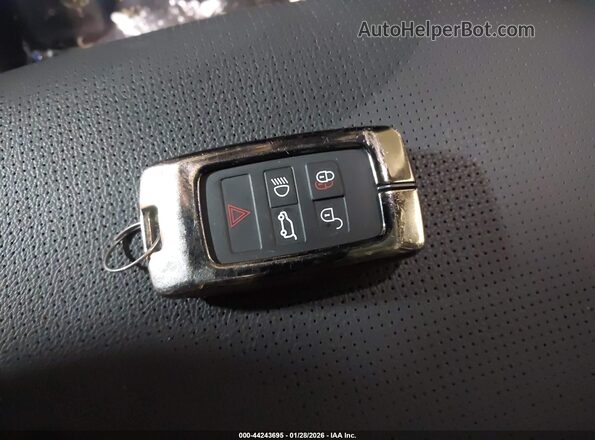 SADCT2FU0SA748548 2025 JAGUAR F-PACE Red Вид панелі приладів