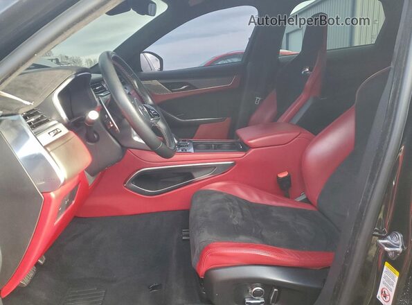 SADCZ2EE8MA676655 2021 JAGUAR F-PACE Black Front interior view