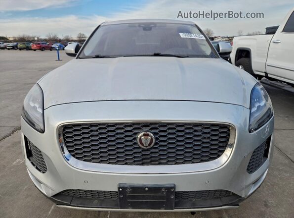 SADFJ2FX8J1Z05044 2018 JAGUAR E-PACE Silver Widok z przodu