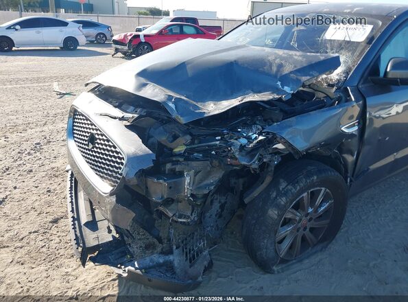 SADFJ2FXXK1Z42761 2019 JAGUAR E-PACE Серый Вид спереди