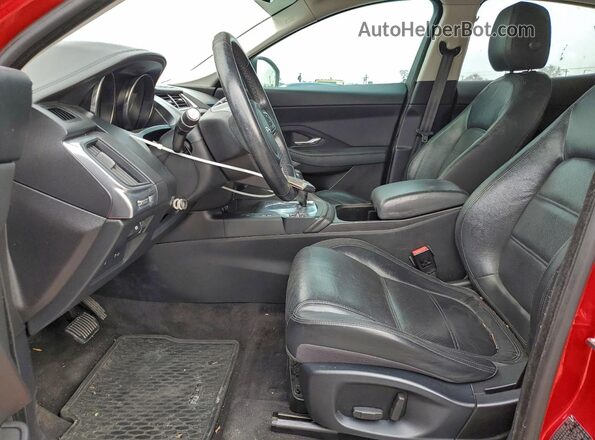 SADFJ2FXXK1Z62847 2019 JAGUAR E-PACE Red Front interior view