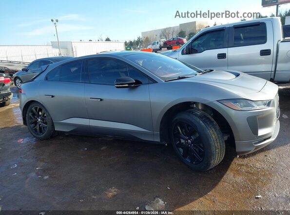 SADHM2S10R1631772 2024 JAGUAR I-PACE Gray Rear interior view