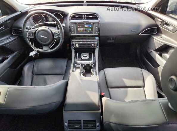 SAJAD4BN8HA952387 2017 JAGUAR XF Серый Вид панели приборов