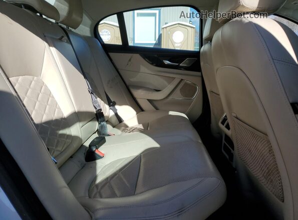SAJAE4FX6LCP57670 2020 JAGUAR XF White Vista de los asientos traseros