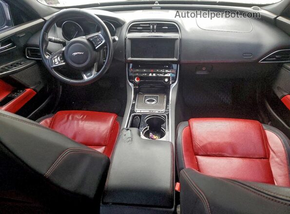 SAJAF4BV3HA961198 2017 JAGUAR XF Black Widok deski rozdzielczej