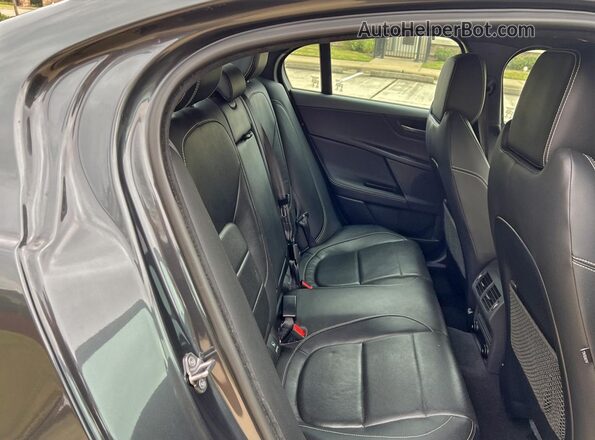 SAJAG4FV7KCP48855 2019 JAGUAR XF Gray Rear view