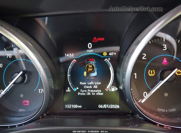 SAJAL4BN0HA972409 2017 JAGUAR XF Черный 