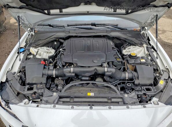 SAJAN4EV3JCP17768 2018 JAGUAR XF Белый Вид задней части салона