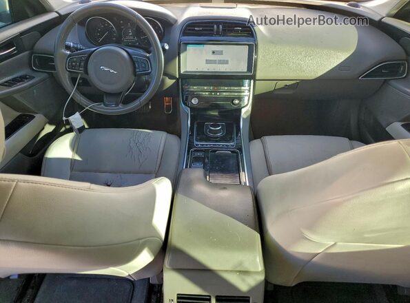 SAJAR4FX1KCP49673 2019 JAGUAR XF White წინა პანელის ხედი