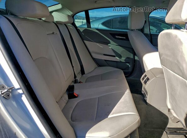 SAJAR4FX1KCP49673 2019 JAGUAR XF White უკანა სავარძლების ხედი