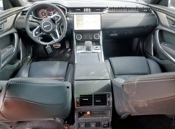 SAJB64FX7RCY94241 2024 JAGUAR XF Black Vista del salpicadero