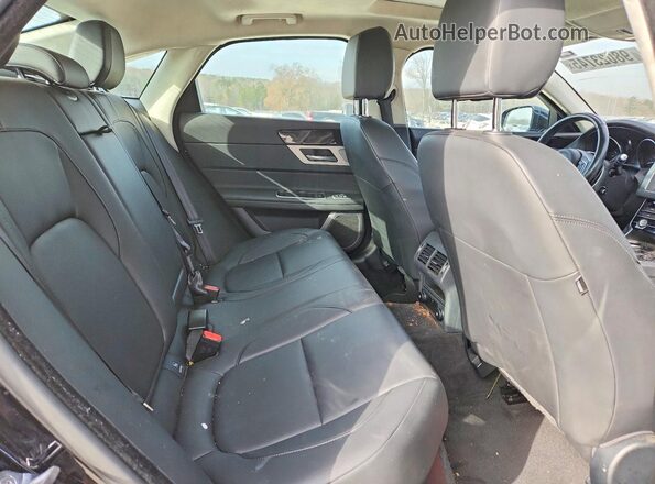 SAJBD4FX0KCY79186 2019 JAGUAR XF Black Widok tylnych siedzeń
