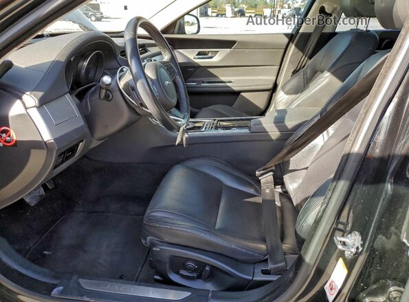SAJBE4BV8GCY14014 2016 JAGUAR XF Black წინა სალონის ხედი
