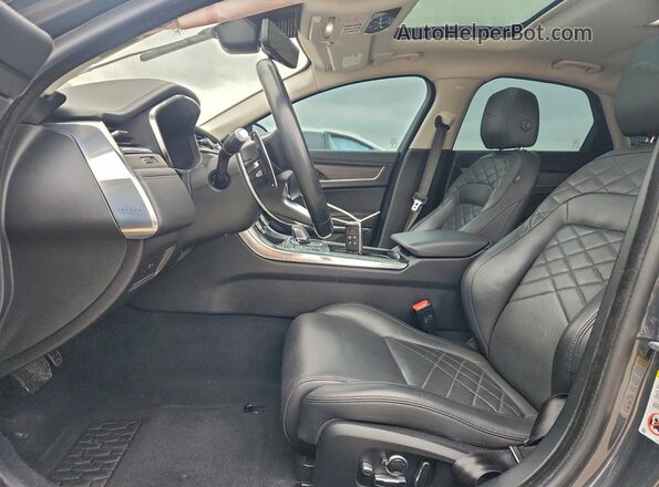 SAJBG4FX8MCY89359 2021 JAGUAR XF Gray Vista interior delantera