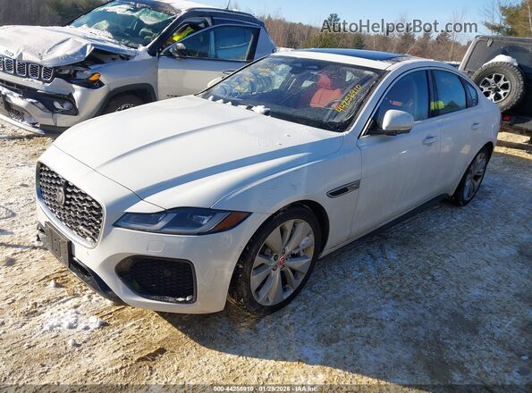 SAJBL4GX4MCY90227 2021 JAGUAR XF White Vista tres cuartos delantera izquierda