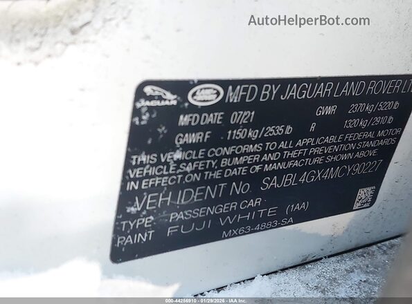 SAJBL4GX4MCY90227 2021 JAGUAR XF White Vista del compartimento del motor