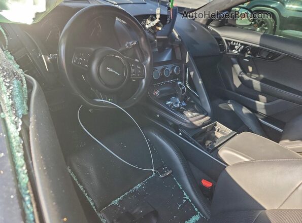 SAJD51EE5LCK64364 2020 JAGUAR F-TYPE Gray Widok deski rozdzielczej