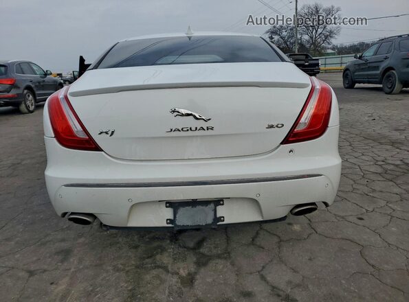 SAJWA1C79K8W21037 2019 JAGUAR XJ White Вид ззаду