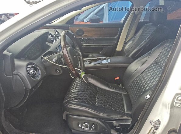 SAJWA2GE7GMW02726 2016 JAGUAR XJL White Вид салону спереду