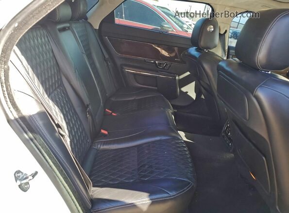 SAJWA2GE7GMW02726 2016 JAGUAR XJL White Вид задніх сидінь