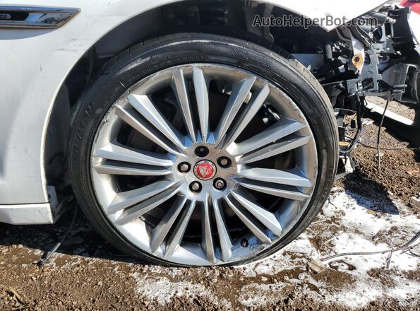 SAJWA2GE7GMW02726 2016 JAGUAR XJL White 