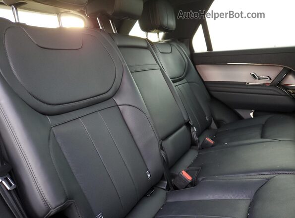 SAL1P9EU3SA440462 2025 LAND ROVER RANGE Gray Rear interior view