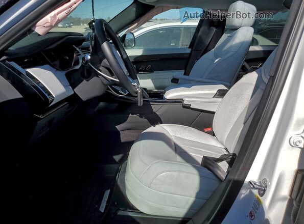 SAL1P9EU7RA165754 2024 LAND ROVER RANGE White Widok wnętrza z przodu