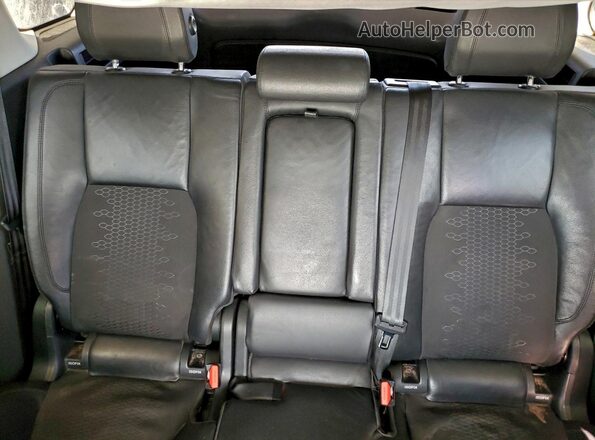 SALCP2BGXGH629915 2016 LAND ROVER DISCOVERY Black Widok tylnych siedzeń