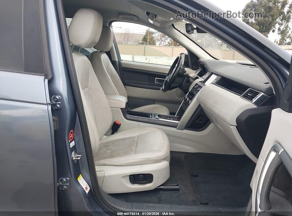 SALCP2RX3JH766501 2018 LAND ROVER DISCOVERY SPORT Light Blue Вид салона спереди