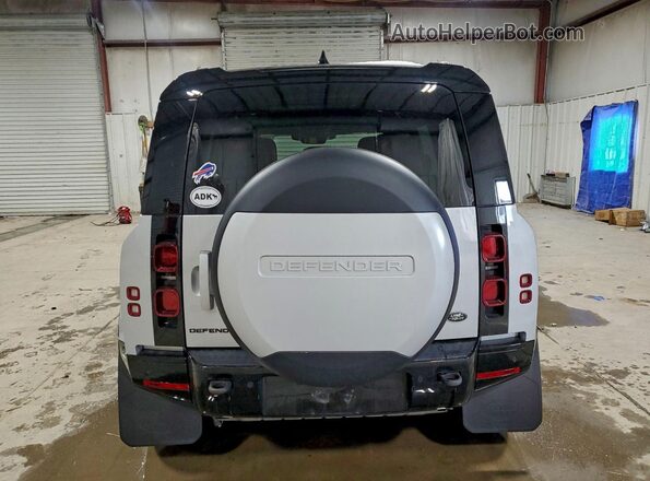SALE27EU8R2248334 2024 LAND ROVER DEFENDER Silver უკანა ხედი