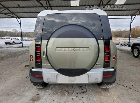 SALEJ7RX1N2077086 2022 LAND ROVER DEFENDER Green Rear view