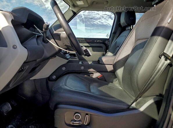 SALEPFEU0P2195542 2023 LAND ROVER DEFENDER Black Вид салону спереду
