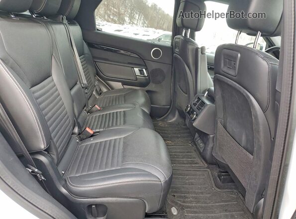 SALRJ2EX2P2468048 2023 LAND ROVER DISCOVERY White Widok wnętrza z tyłu