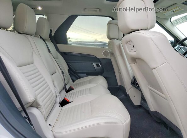 SALRJ2FX4S2503874 2025 LAND ROVER DISCOVERY White უკანა სალონის ხედი