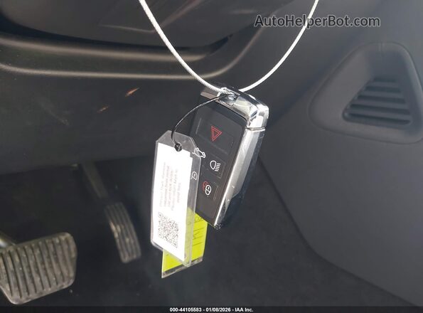 SALRJ2FX6S2503214 2025 LAND ROVER DISCOVERY White Widok deski rozdzielczej