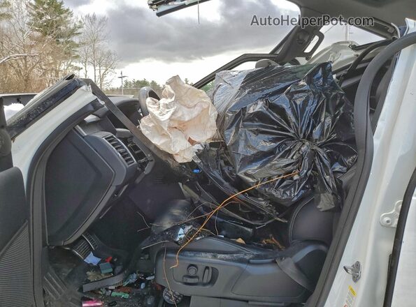SALRT2RX2M2450018 2021 LAND ROVER DISCOVERY White Vista interior delantera